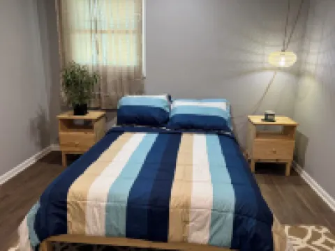 Cozy home in Rockford Sleeps 8