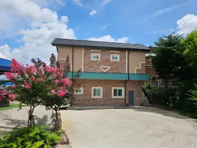 Nonsan Sunshine Pool Villa Hotels in Nonsan-si