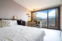 Mmm Pension Hôtels à proximité de : Edelweiss