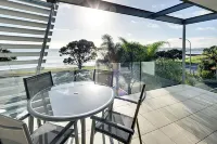Sea Spray Suites Hotels in Haruru