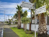 The Rocks Motel Hotels in Napier