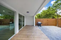 Up to 12 guests! Modern Villa in Wynwood