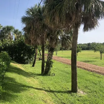 Bob's Beach Condo in Bella Vista by Jupiter beach!