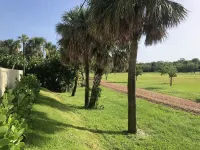 Bob's Beach Condo in Bella Vista by Jupiter beach! - balcony
