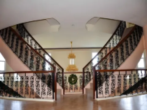 Fragoch Tourist Inn Hoteles en Bilirán