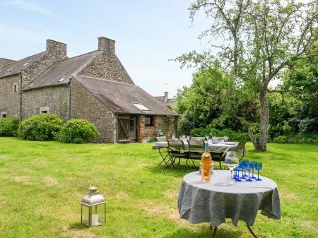 Villa Es Mariniaux Отели рядом с достопримечательностью «Dinard Golf»