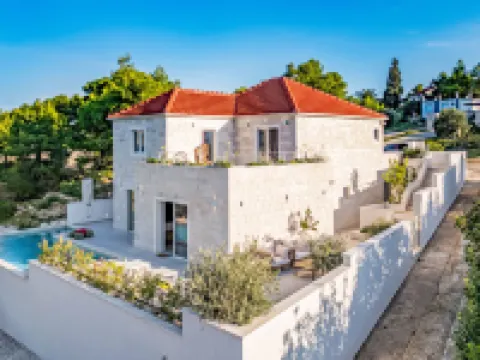 Brax8 Hotels in Splitska