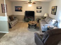 AIMEE'S HEART OF MOORE Hotels in Moore