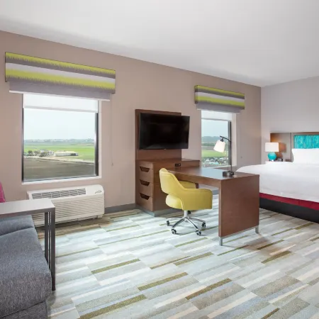 Hampton Inn & Suites Watsonville