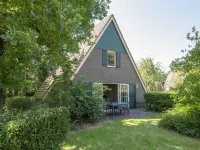 Bungalow Near Breda & de Biesbosch Park Hotels in Oosterhout