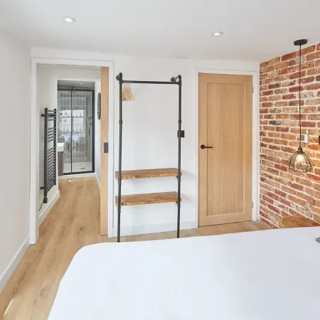 Host & Stay - Golden Lion Apartments Отели рядом с достопримечательностью «Вокзал Уитби»