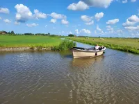 Villa in Leons With Boat Rental Option Hotels in Littenseradeel