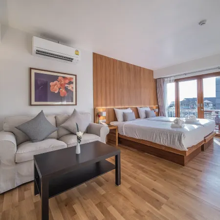 Nuan Boutique Hotel Отели рядом с достопримечательностью «Храм Ват Шри Супхан»
