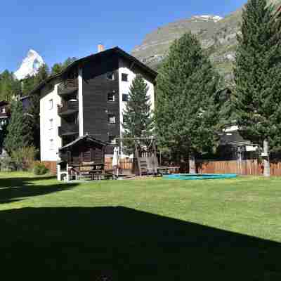 Ferienhaus Matterhorngruss Hotel Exterior