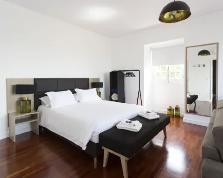 火山魅力屋酒店 大里貝拉酒店