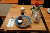 Lodge at the Old Barracks - breakfast
