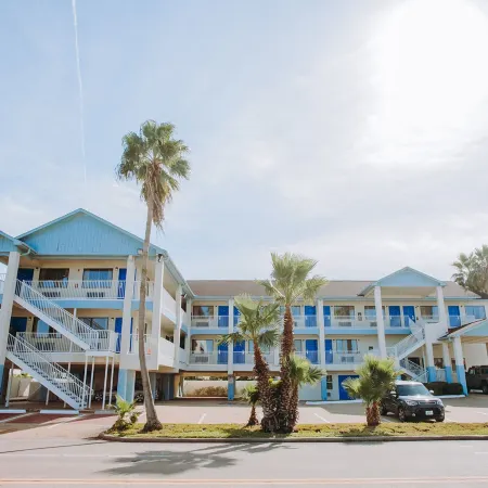 Scottish Inn & Suites - Kemah Boardwalk