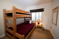 2Br Solitude -Ski-in, Ski-Out Access to Promenade Trail 2 Bedroom Condo by RedAwning