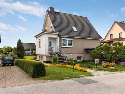 Lovely Apartment in Kühlungsborn Near Sea - 3-Star