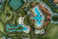 Lake View at Solterra Resort 7 Bedrooms, Sleeps 18 Villa - Villaer