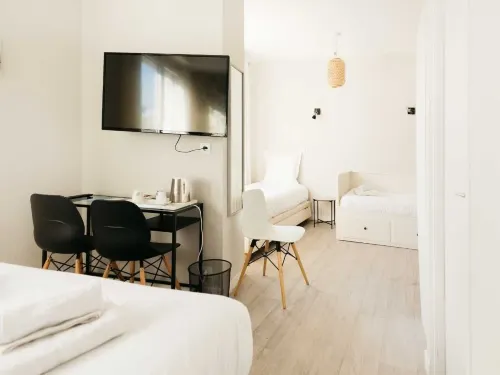 Hôtel Restaurant la Voile - le Dock'er فنادق في Saint-Philibert