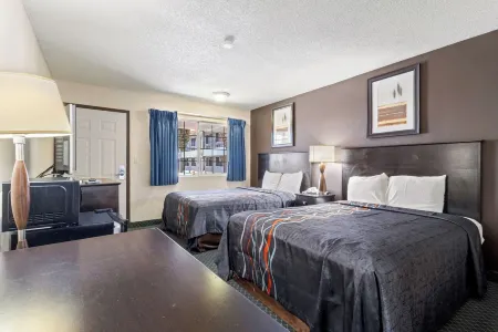 Economy Inn Barstow Отели рядом с достопримечательностью «Desert Discovery Center»