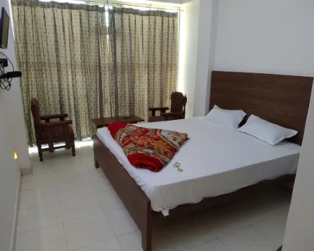 Hotel Green Palace and Ujala Restaurant Hotels in Azamgarh