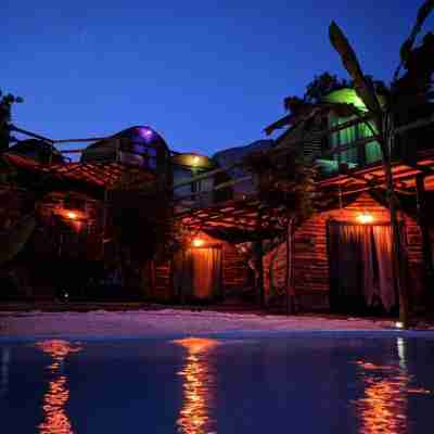 マンダラ キャンピング - 大人限定 Hotel Exterior