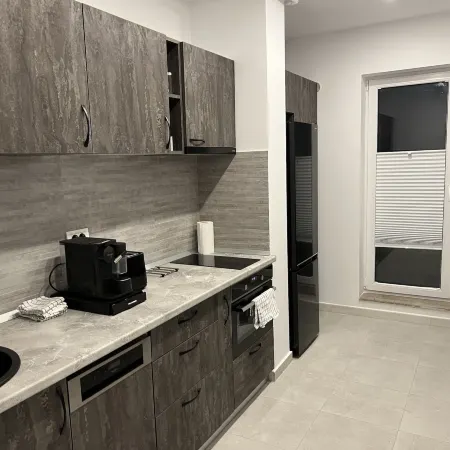 Amazing 2-Room Penthouse Cityview W13