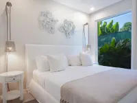 Palm Grove Villas & Hotel Hotels in Mount Standfast