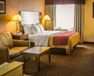 Quality Inn & Suites Hotels in Port Huron
