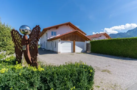 Astara- complete house in prime location with private garden