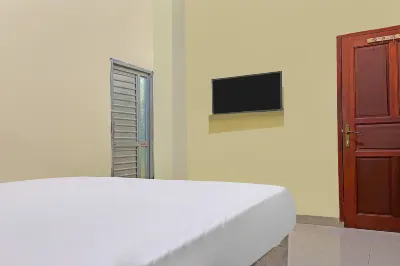 Spot on 92547 Wisma Dg Tata Hotel dekat Matahari Department Store GTC Tanjung Bunga Makassar
