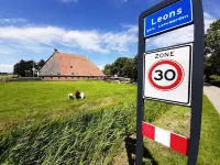 Villa in Leons With Boat Rental Option Hotels in Littenseradeel