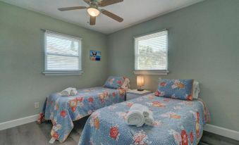 Heated Pool Close to St Pete Tampa Pet Friendly
