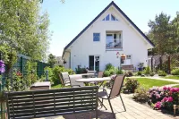 齊諾維茨的沙灘附近公寓 Campingplatz Pommernland附近的飯店