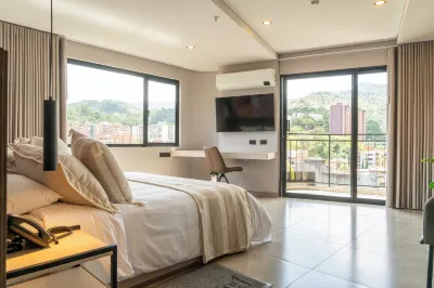 โฮเทล ลิฟวิ่ง 35 สวีทส์ โรงแรมใน