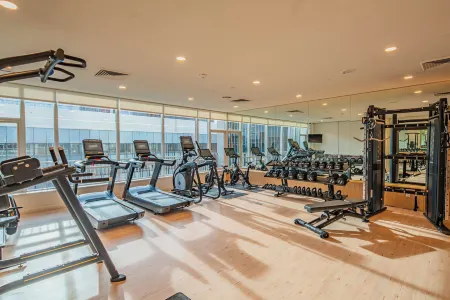 Klvg - 44 Monroe Отели рядом с достопримечательностью «Центральная библиотека Бертон Барр»