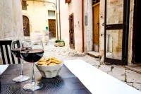 B&B Affittacamere Del Teatro Hotels in 