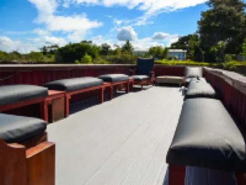 瑪吉五月船屋酒店 科爾切斯特酒店