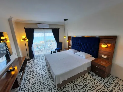 Issos Otel - Pools