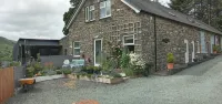 Pant Glas Barn