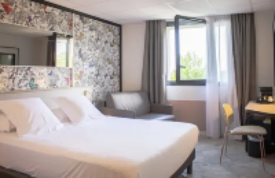 Brit Hotel Nantes La Beaujoire Hôtels à proximité de : Gare de Haluchère-Batignolles