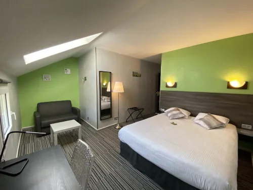 Hôtel Bagatelle - parking