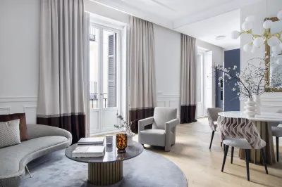 Tirso De Molina宮 拉瓦皮耶斯住宿飯店