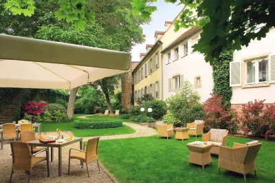 A la Cour d'Alsace by HappyCulture