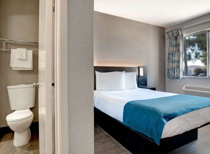 모텔 6 베이커스필드 사우스