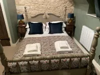 Stunning 2 Bed Cotswold Cottage Winchcombe Hotels near Upper Slaughter