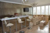 Kyknos de Luxe Suites & Rooms