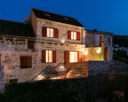 Villa Zdenka Hotels in Vis